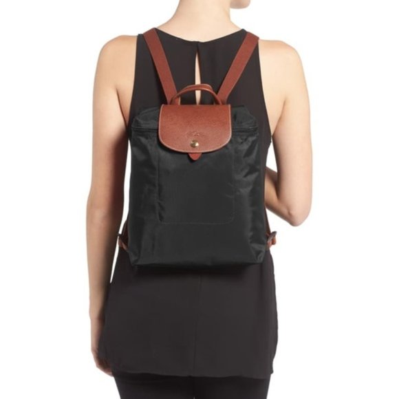 longchamp black backpack